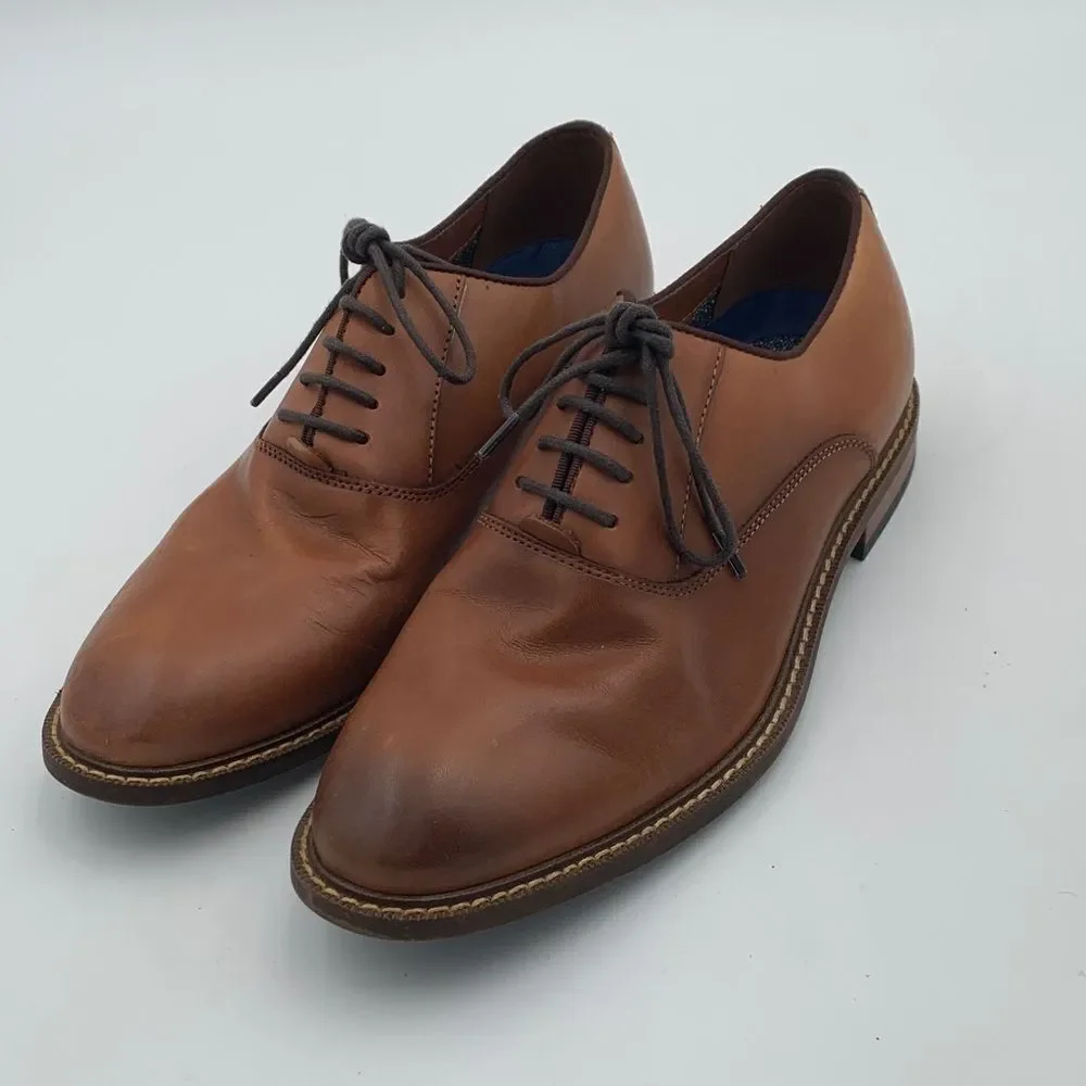 Vince Camuto *Lawsen* Classic Brown Leather Men's dress shoes size 8.5 W